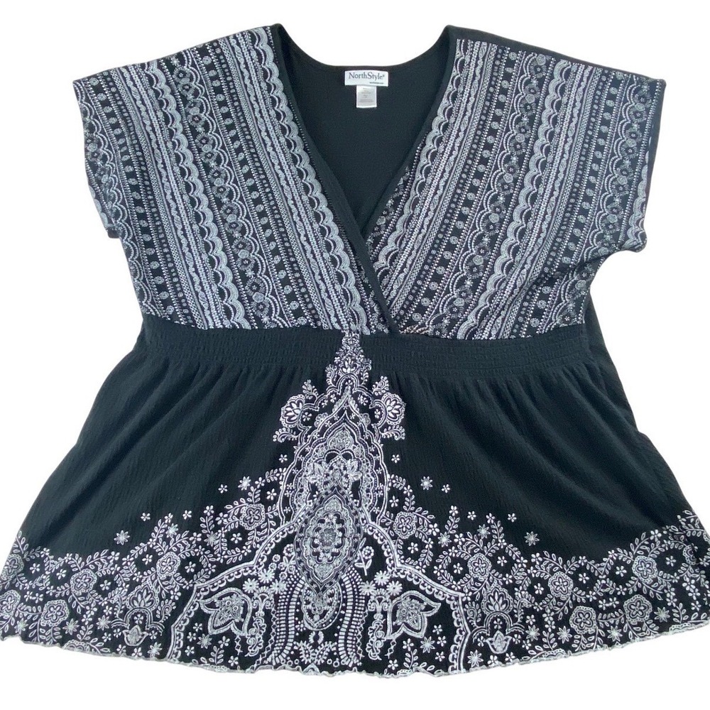 NorthStyle Womens 3X Black White Paisley Boho Smocked Empire Waist Tunic Top